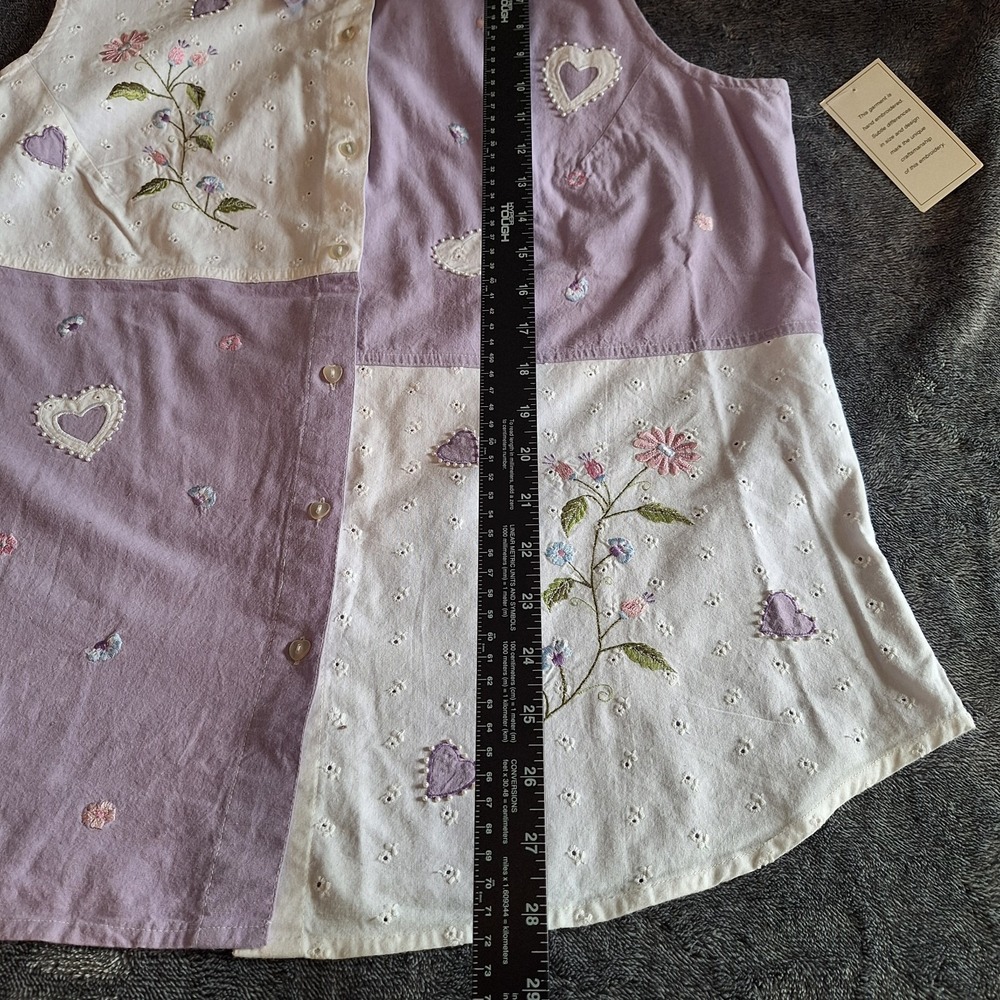 VTG Fashion Bug Embroidered Blouse Womans 18/20 Purple/White Floral Heart Button - Picture 6 of 11